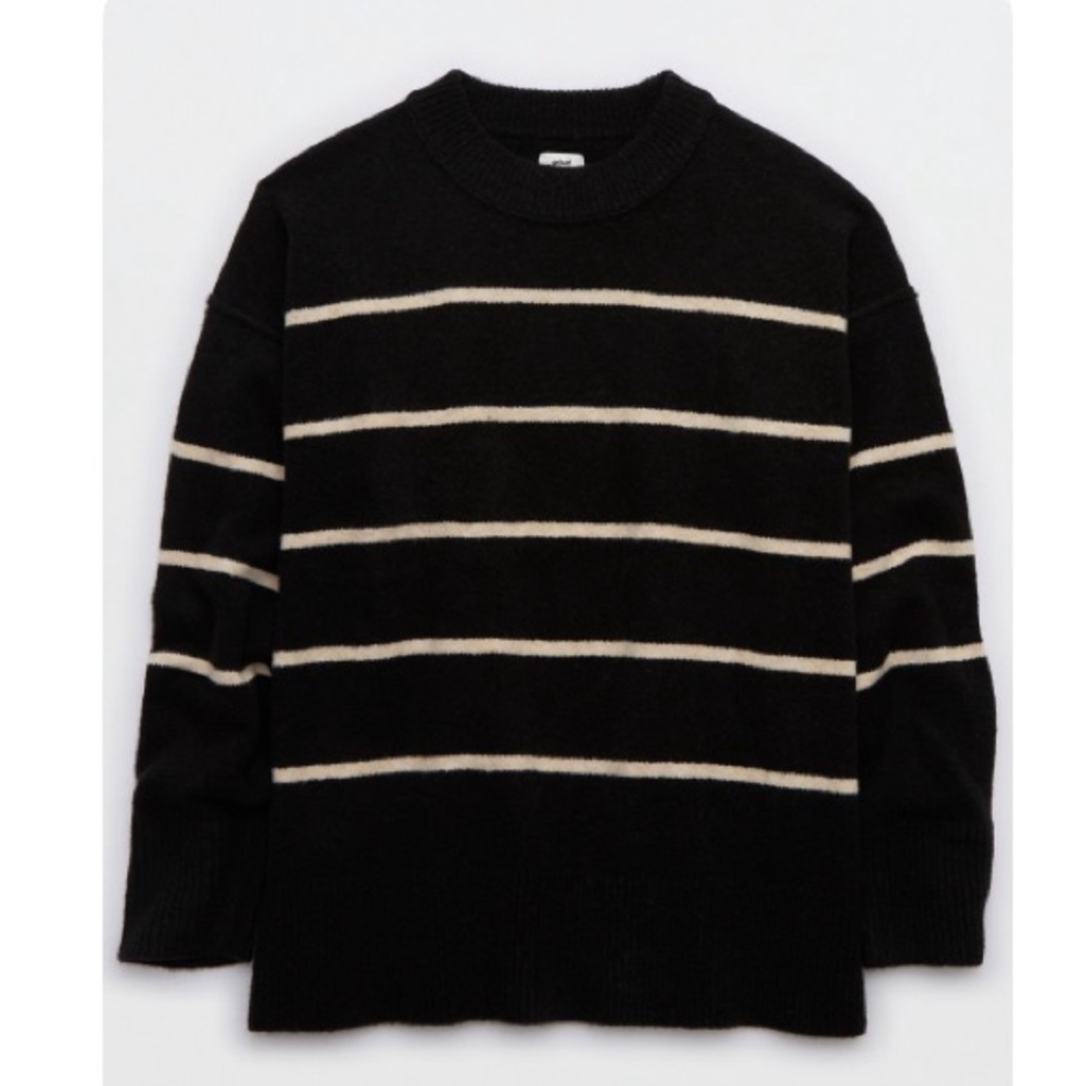 American Eagle/Aerie True Black Unreal Oversized Sweater